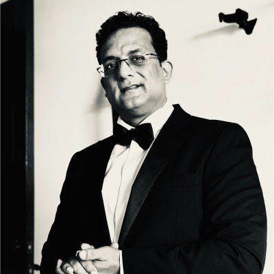 Portrait of Kartik Taneja, Executive Vice President, Head of Payments & Consumer Lending, Mashreq Bank, Dubai